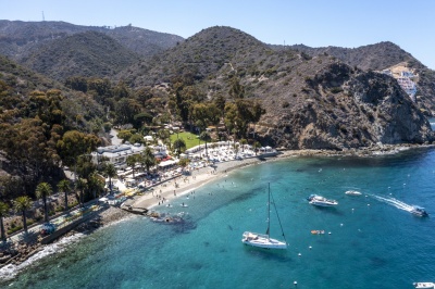 Santa Catalina Island lies off the coast of which state?