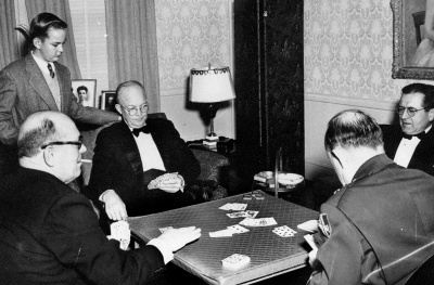 Which president kept plenty of alcohol in the White House for his late night poker games  even though alcohol was illegal?